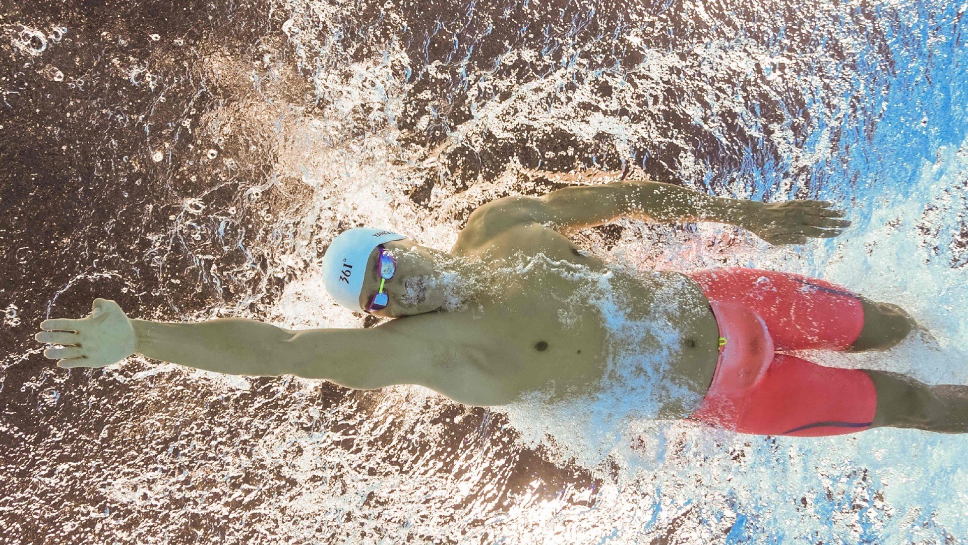 纳达尔新星惊险取胜表现惊艳，MAD未来可期！