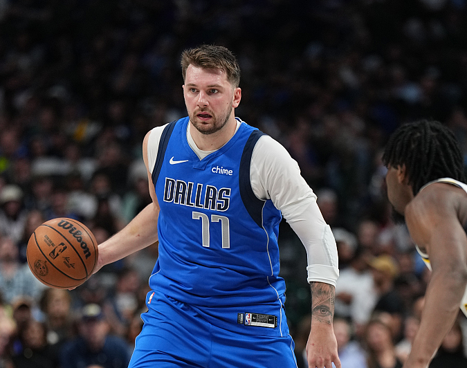  东契奇连续三场比赛得分超过领先优势明显，TL不断突破！比赛高潮迭起